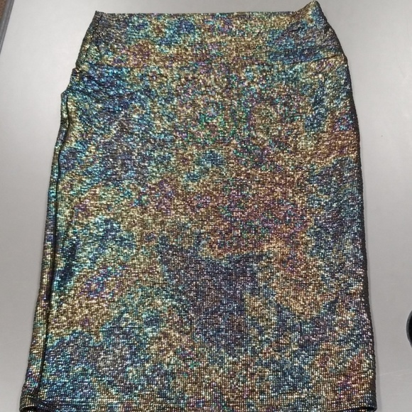 NWOT Lularoe Oil Slick Cassie size S - Picture 2 of 4